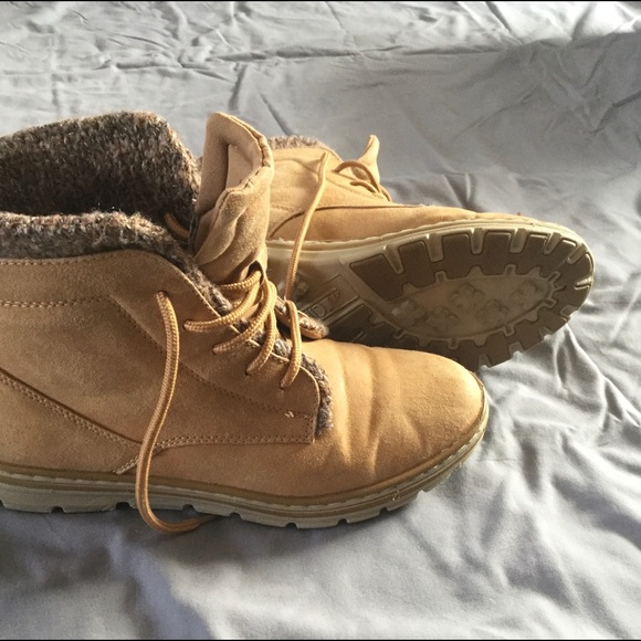 Women’s boots - Picture 3 of 6